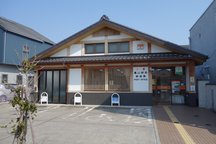 Kameyama Ekimae (22313)